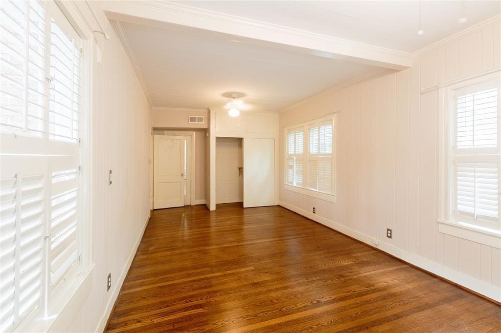 bedroom - 1212 Milford St
