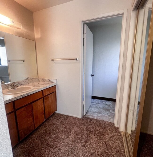 Building Photo - East Chico 3 Bedroom Home Near Bidwell Park