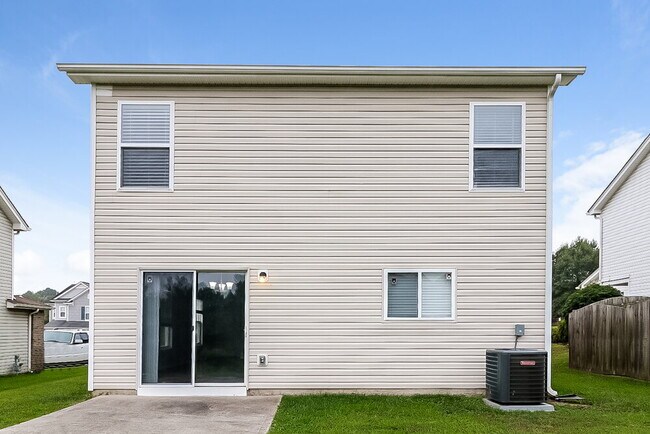 Building Photo - 3775 Marshlane Way