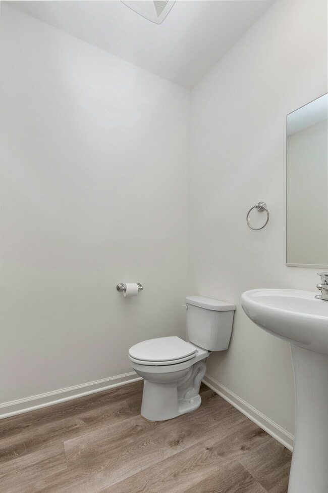 Building Photo - 10310 Morse Pl