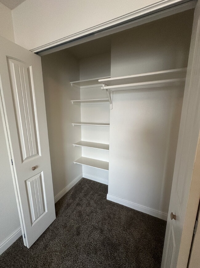 Building Photo - 108 Davis Ave