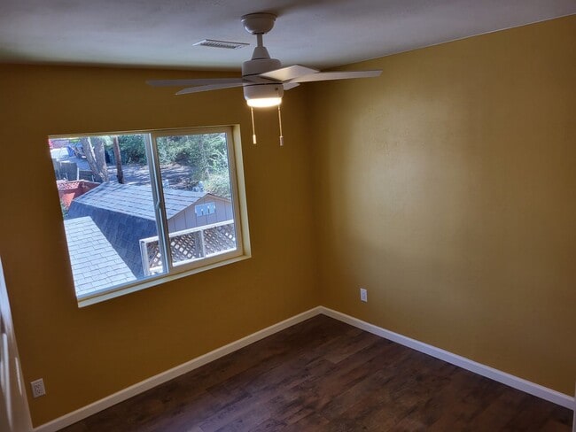 Building Photo - 210 N Elden St