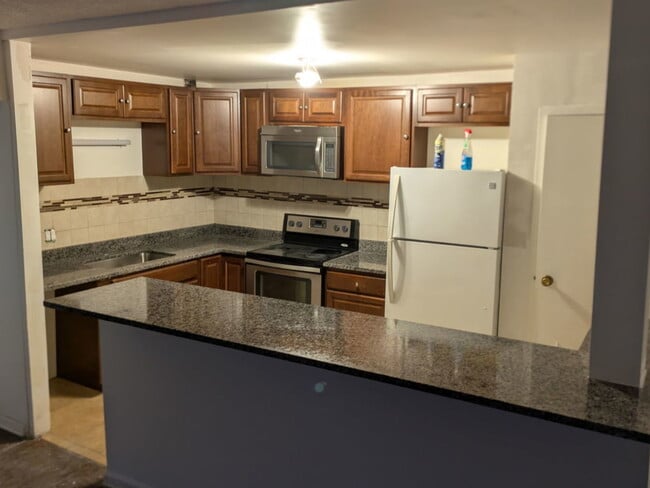 Building Photo - 3220 Sanders Rd