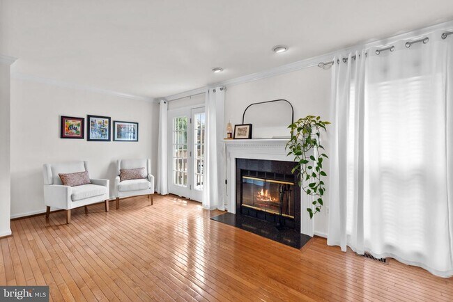 Building Photo - 1335 Argall Pl
