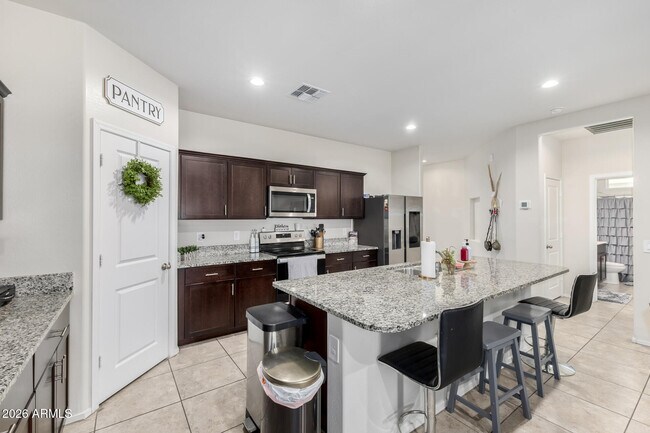 Building Photo - 24456 W Hacienda Ave