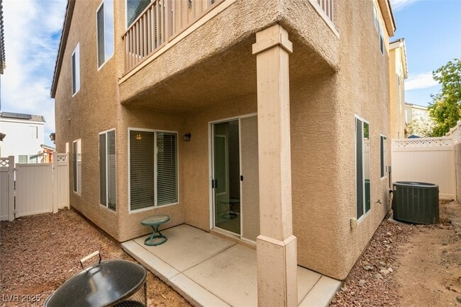 Building Photo - 10385 Morning Sorrow St