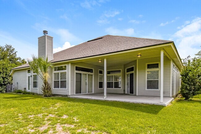 Building Photo - 672 Mandy Oaks Dr