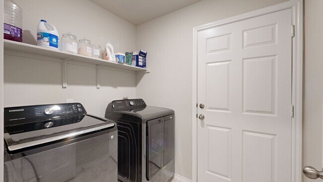 Building Photo - Lovely 3-bedroom home just minutes away from Fort Hood