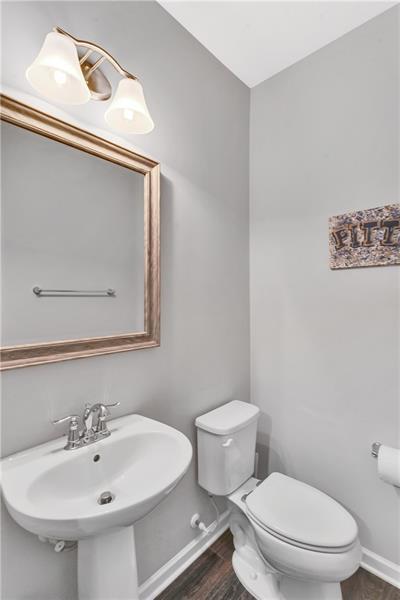 Building Photo - 1503 Pointe View Dr