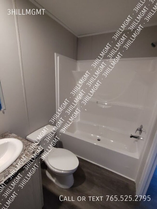 Building Photo - 5600 W Kilgore Ave