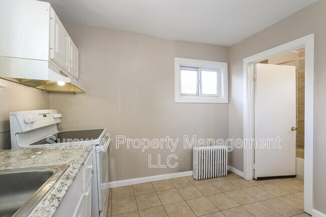 Building Photo - 93 N Broadway
