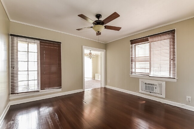 Building Photo - Charming 3 Bedroom, 1 Bathroom house on the Indian River!