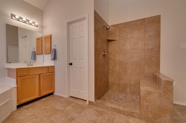Building Photo - 2320 Suntree Ln