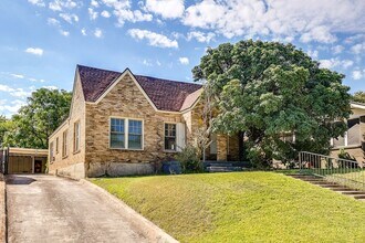 Building Photo - Cultural District Rental