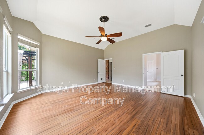 Building Photo - 8627 Magdalena Run