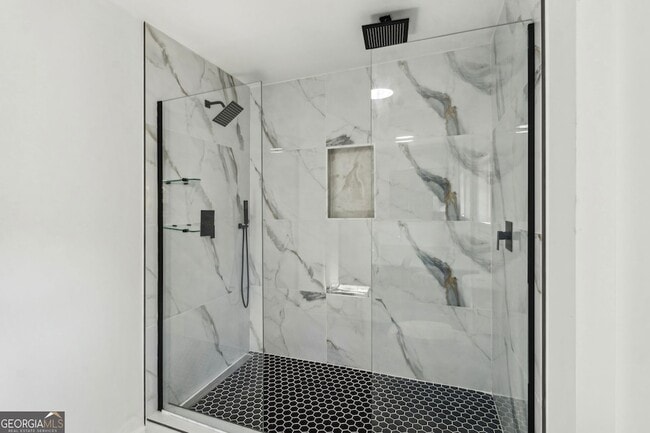 Building Photo - 597 Paper Mill Rd