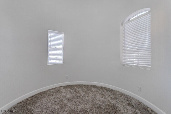 Building Photo - 72 Dollar Pointe Ave