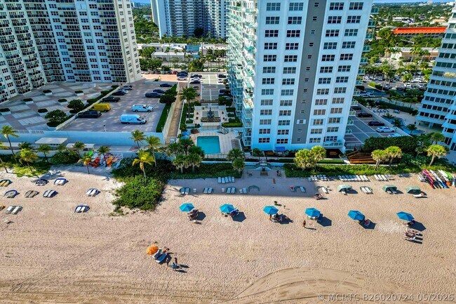 Building Photo - 3550 Galt Ocean Dr