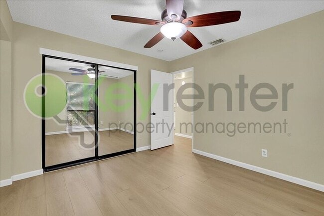 Building Photo - 600 Del Verde Cir