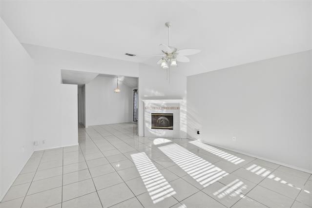 Building Photo - 7016 Snowivy Ct