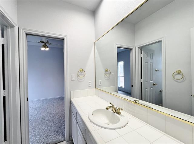 Building Photo - 2116 Clear Lake Rd