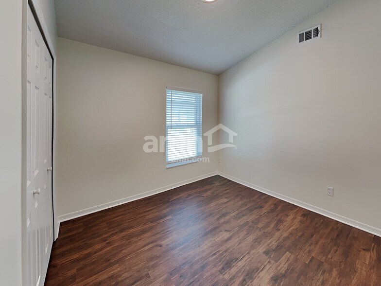 Building Photo - 11429 Kenley Cir