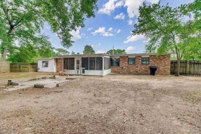 Building Photo - 3711 Tom Ln Dr