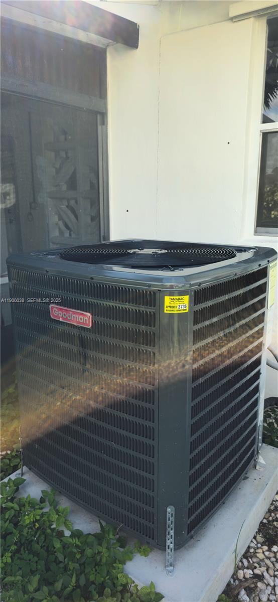 Building Photo - 4404 NW 46th Way