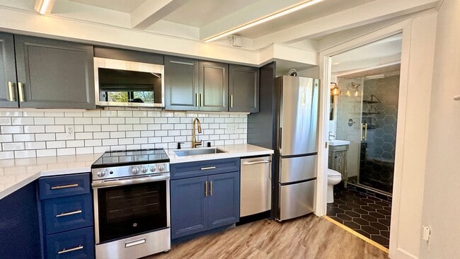 Building Photo - Cozy House Studio in the Heart of NOBE