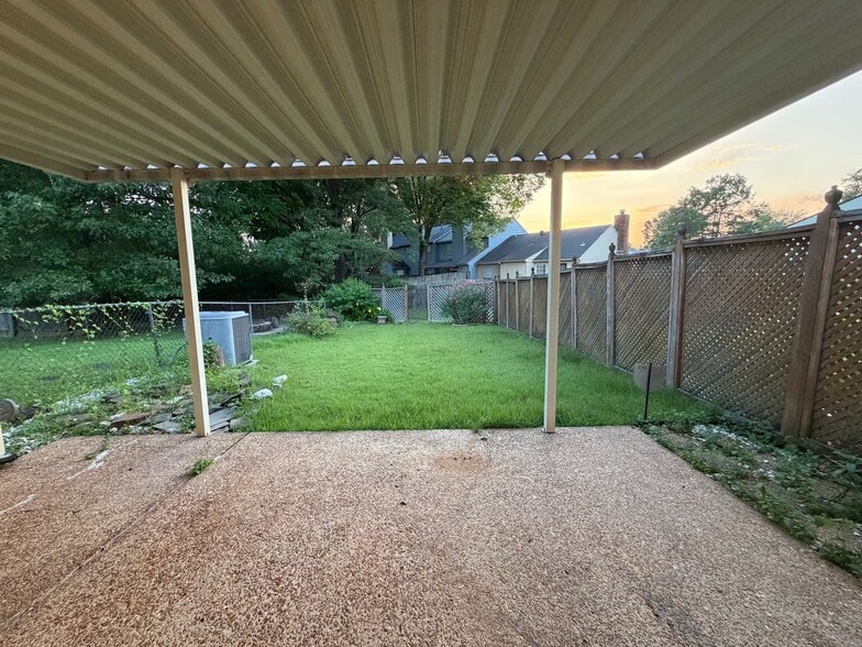Building Photo - 3093 Littlefield Cove