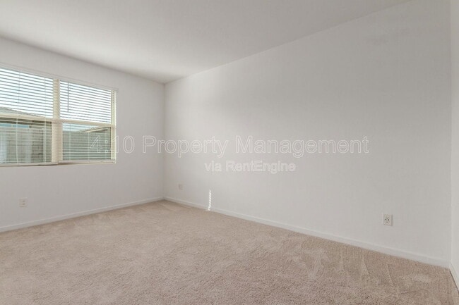 Building Photo - 35395 W Catalan St