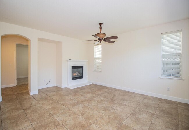 Building Photo - 4 Bedroom 3 Bathroom House | AMSI | Alexandr Metlinski