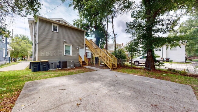 Building Photo - 2803 College St