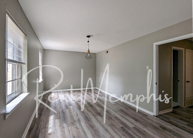 Building Photo - 5664 Hinton Pl