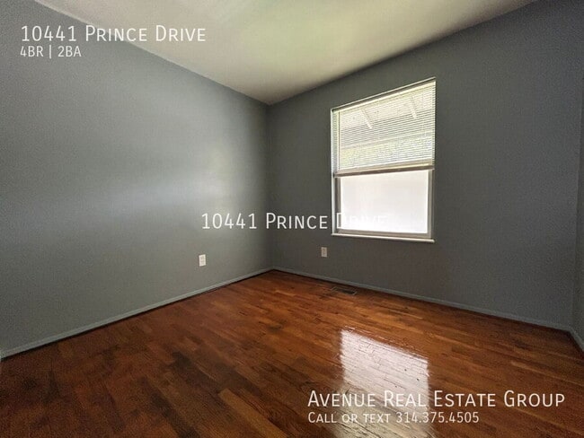 Building Photo - 10441 Prince Dr