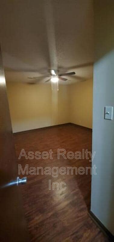 Building Photo - 9124 Woodpark Ln NW
