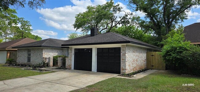 Building Photo - 4111 Saratoga Dr