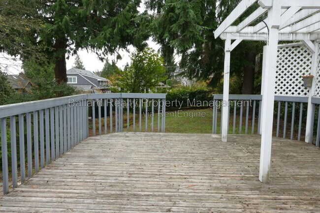 Building Photo - 509 N 70th St