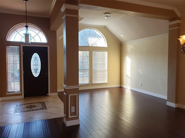 Building Photo - 10712 Red Cedar Dr