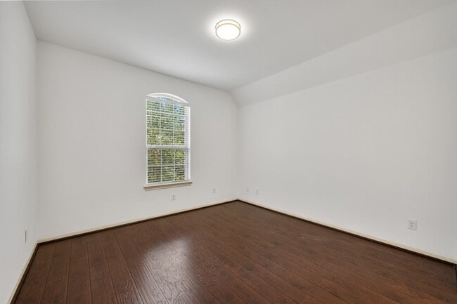 Building Photo - 4603 Red Hawk Ct