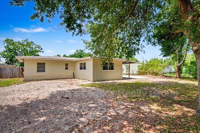 Building Photo - 10545 Citrus Ln