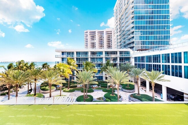 Building Photo - 6801 Collins Ave