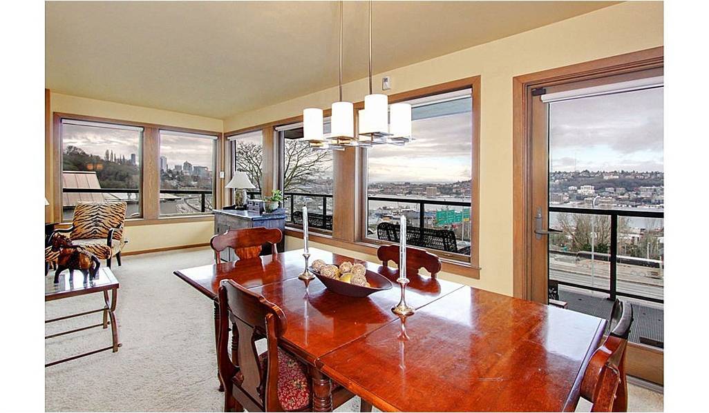 Dinning Room before remodeling - 1931 Broadway E