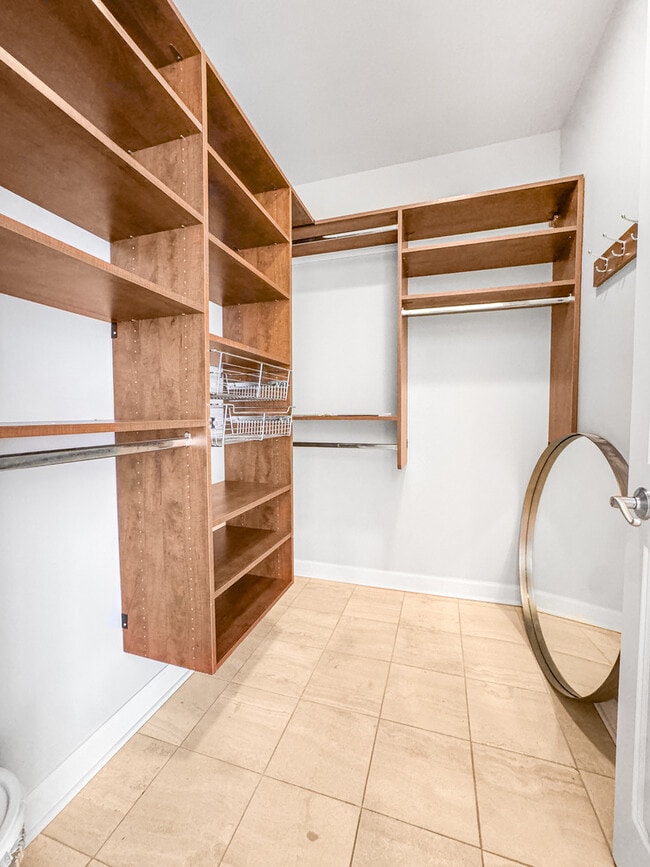 Building Photo - 415 E North Water St