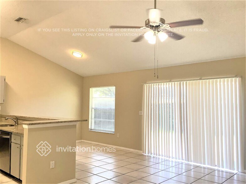 Building Photo - 1242 Tuxford Dr