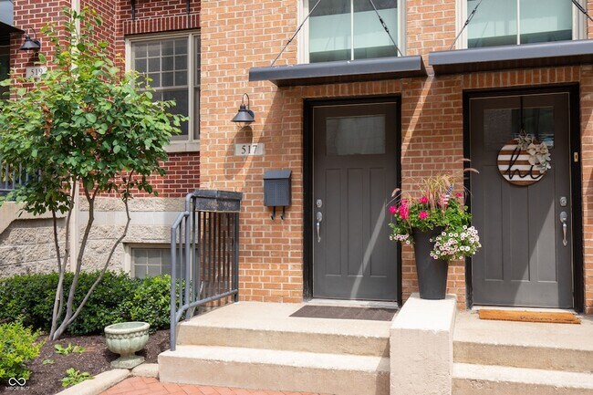 Building Photo - 517 N Park Ave