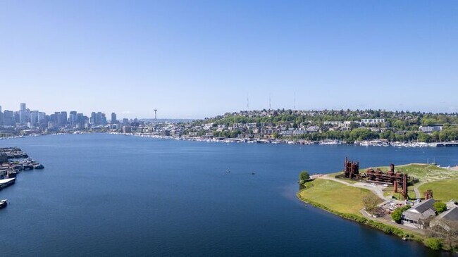 Building Photo - ULTRA-MODERN Townhome w/AC and Views in the Heart of Eastlake!