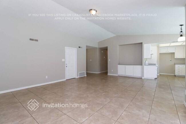 Building Photo - 9651 Elmira Cir