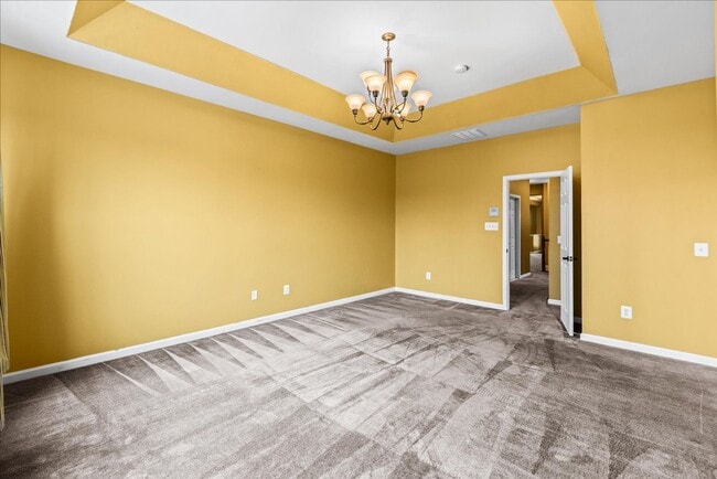 Building Photo - 3 Bed 3 Bath in 55+ Four Seasons Dumfries, VA