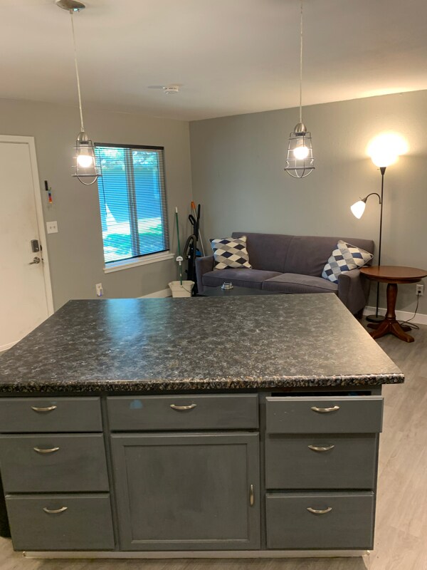 Building Photo - 7943 York St